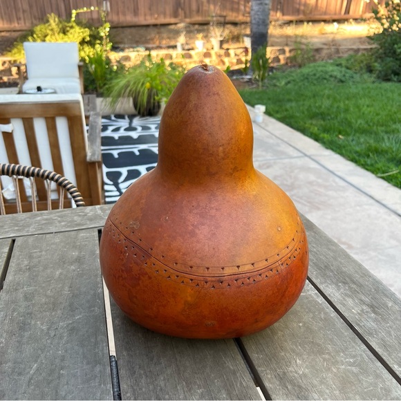 Stone Heat Hand Decorated Gourd Container By Ridge Kunzel Large Lid and Bowl - Picture 4 of 11